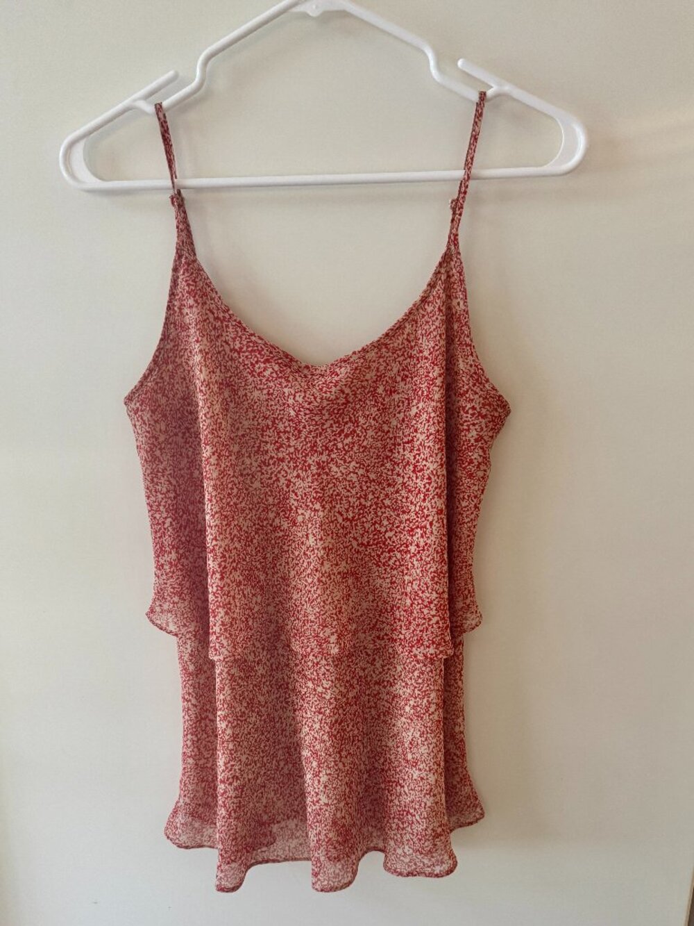 Cabi Paprika Tiered Ruffle Cami Tank Top Red Cream Speckled Chiffon Layered
